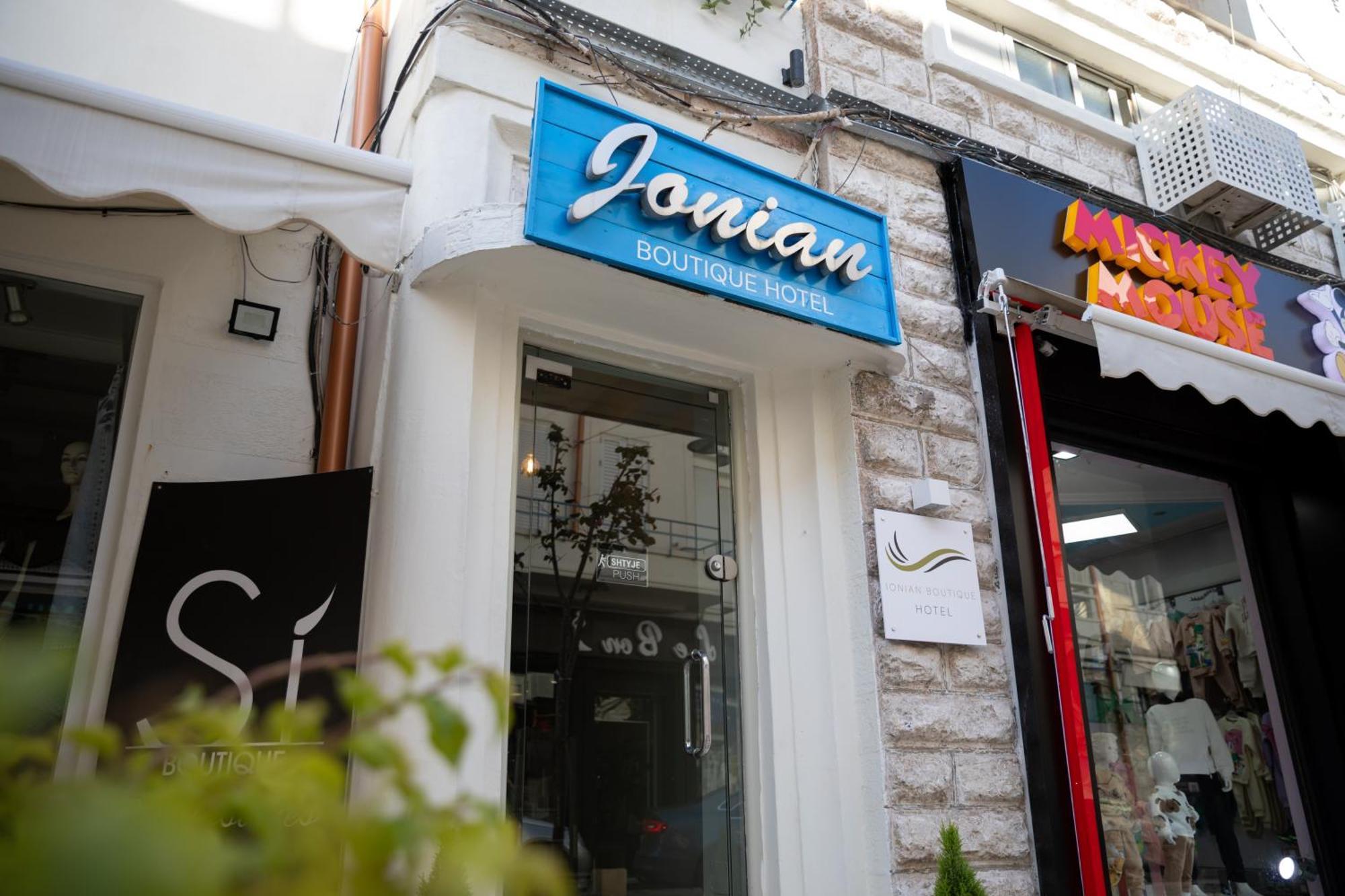 Jonian Boutique Hotel Sarandë 外观 照片