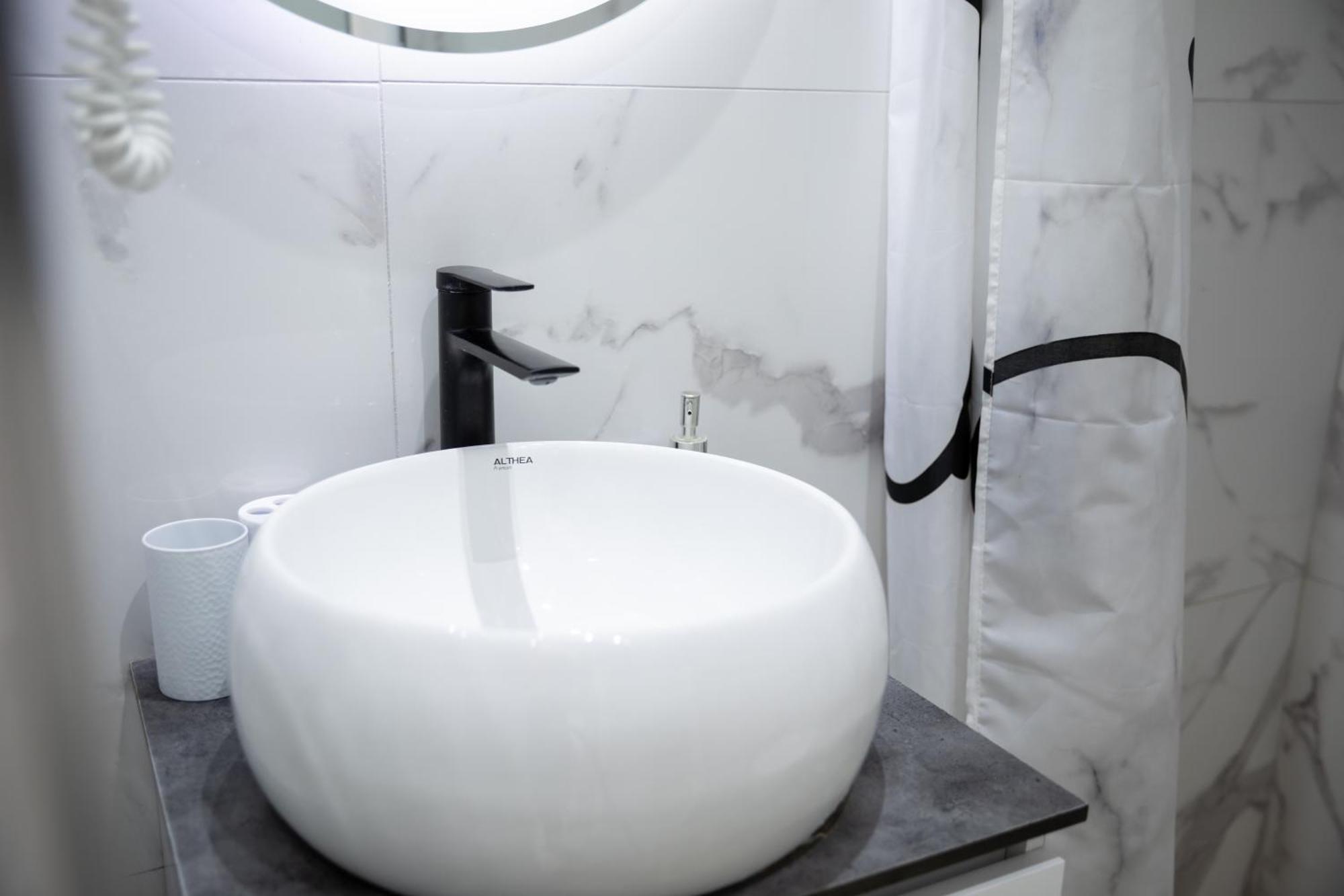 Jonian Boutique Hotel Sarandë 外观 照片