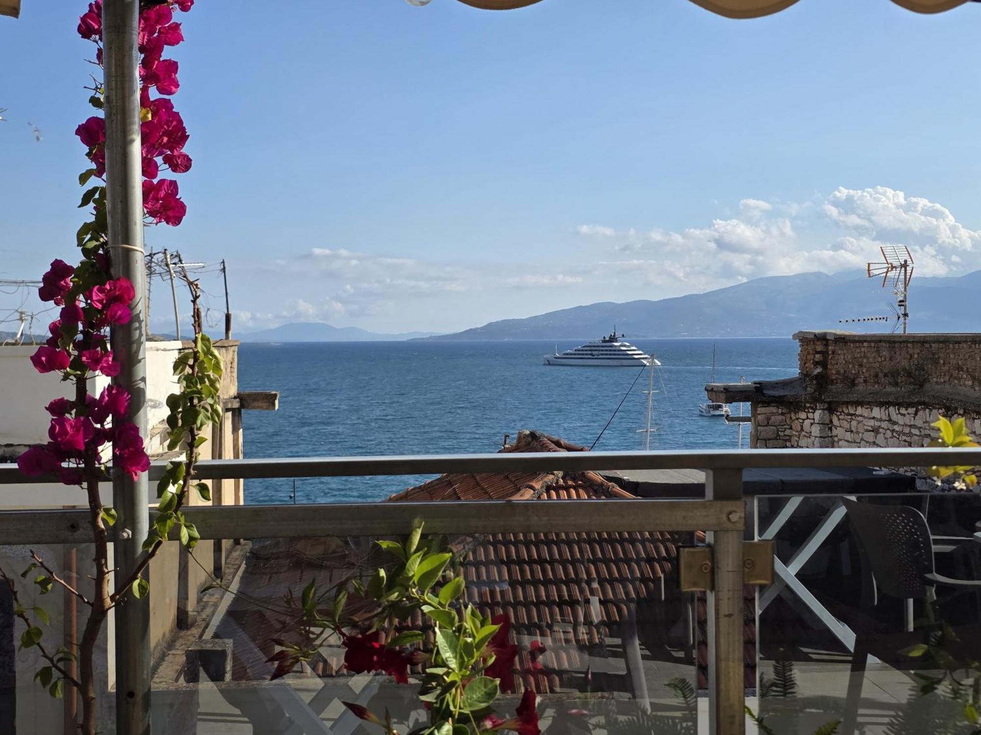 Jonian Boutique Hotel Sarandë 外观 照片